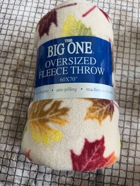 The Big One Fleece Throw - Cream with Multicolor Leaf Motif
